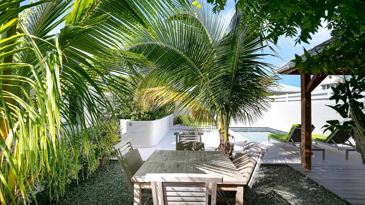 Single-Story Villa with Private Pool in Lorient photo 3