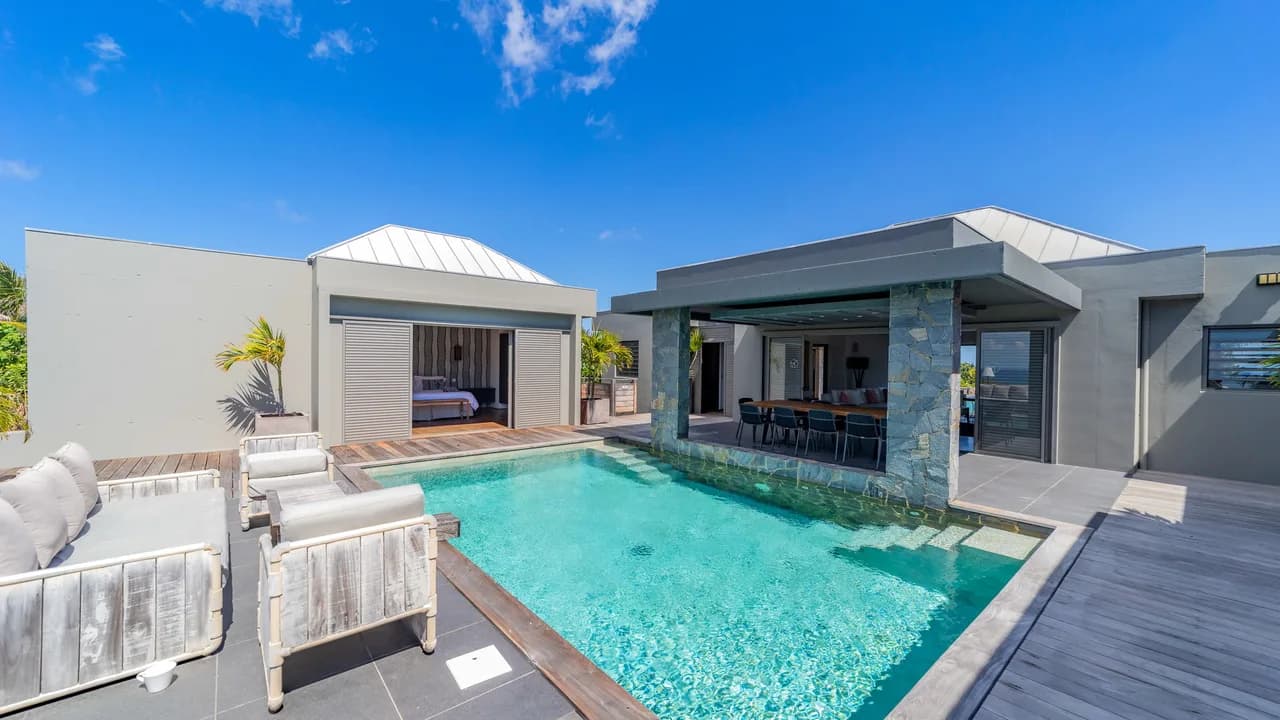 Family-Friendly Estate with Two Pools in Petit-Cul-de-Sac photo 5
