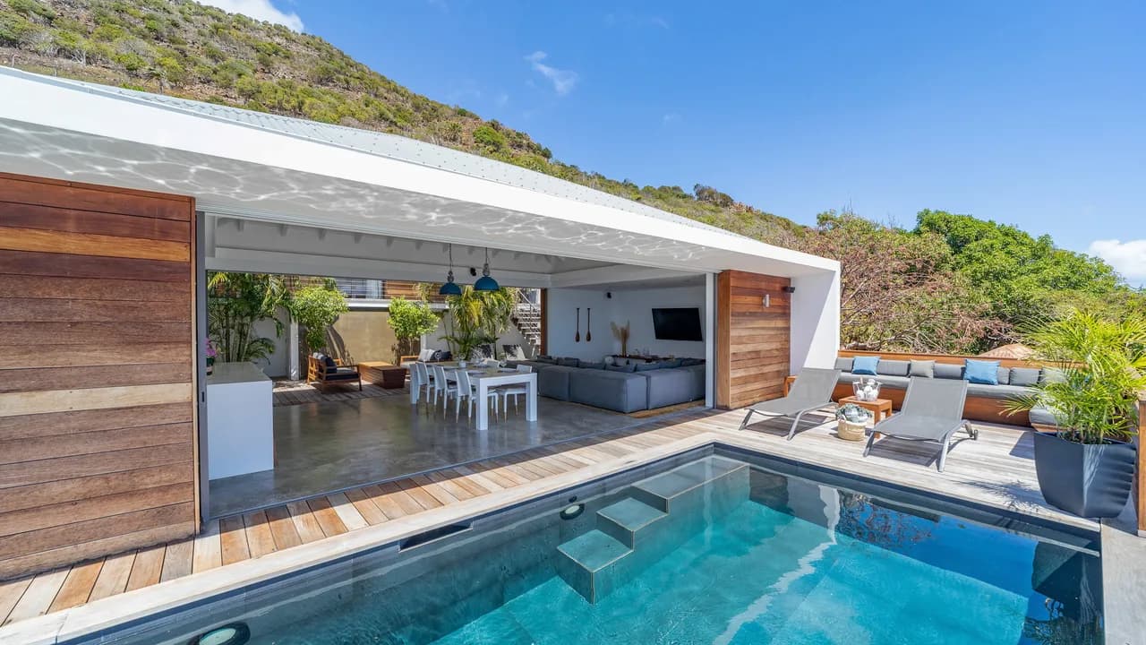 Heated Pool Villa in Toiny photo 3