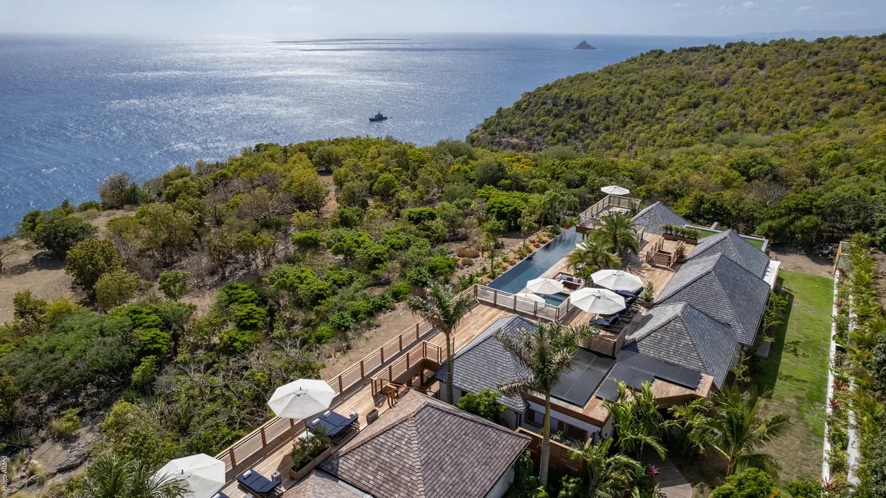 Luxurious Estate with Tennis Court in Gouverneur photo 2