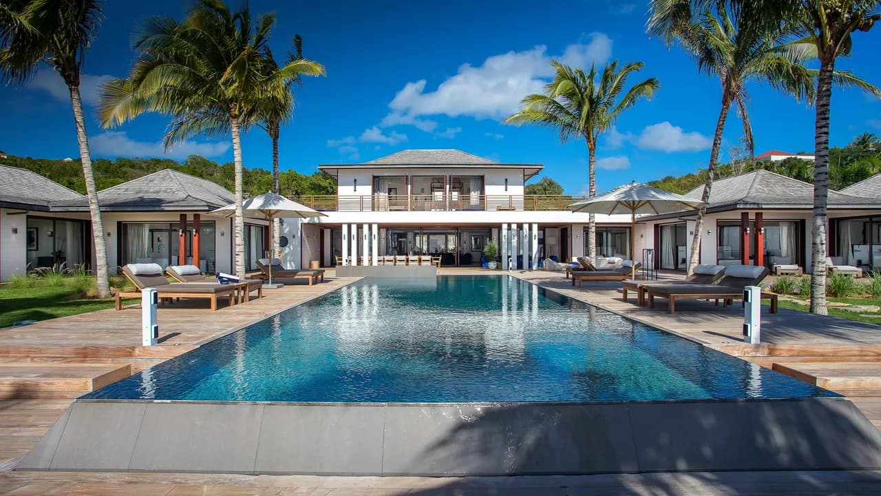 Luxurious Estate with Tennis Court in Gouverneur photo 5
