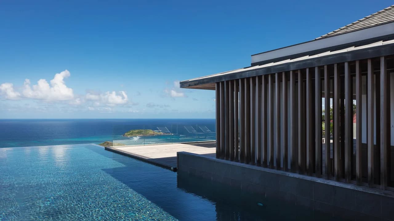 Air-Conditioned Villa with Scenic Views in Vitet photo 2