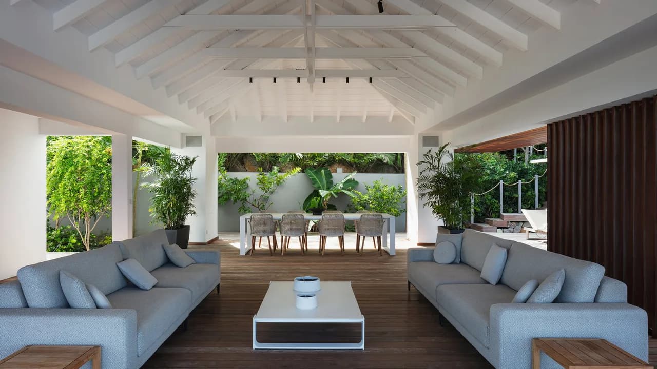 Air-Conditioned Villa with Scenic Views in Vitet photo 4