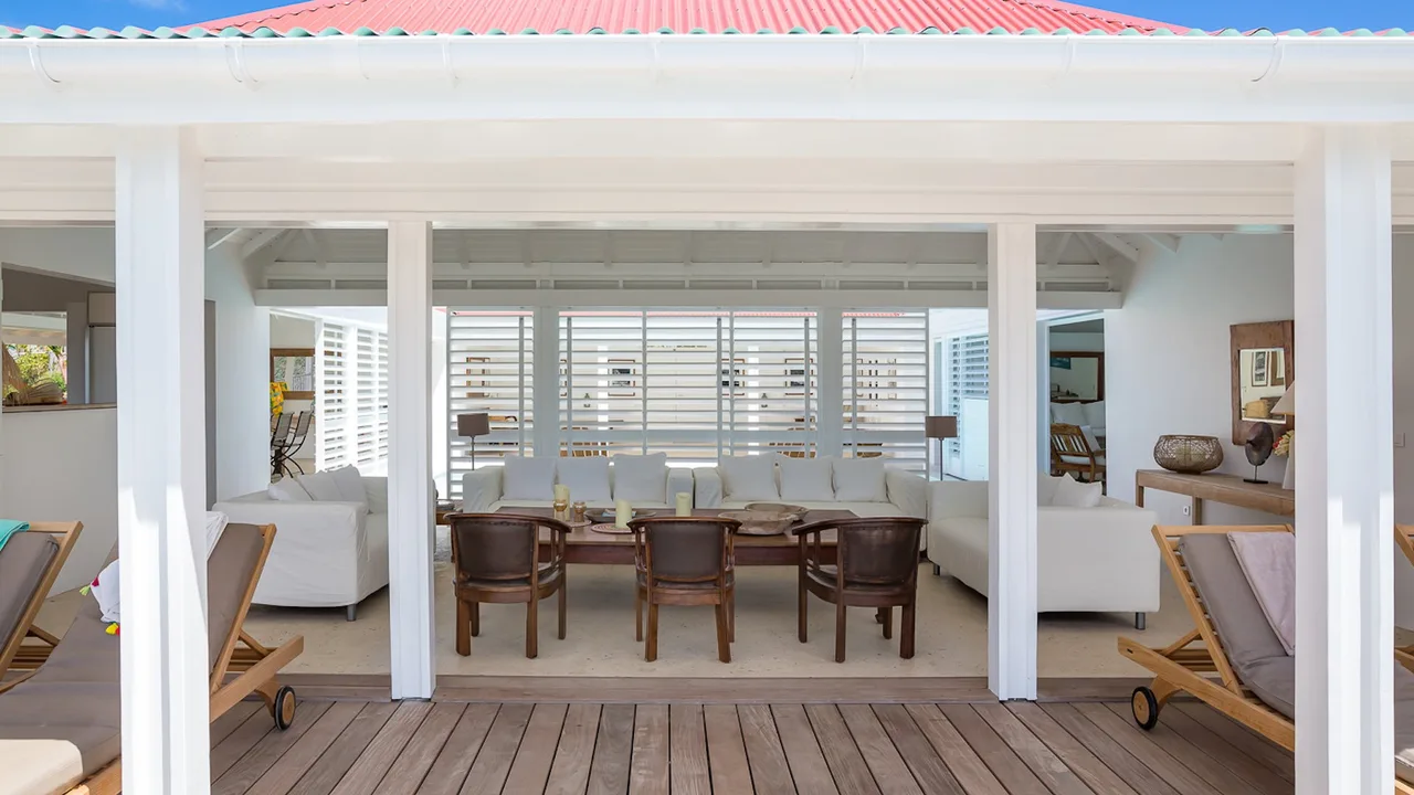 Single-Story Villa with Two Private Pools in St-Jean photo 4
