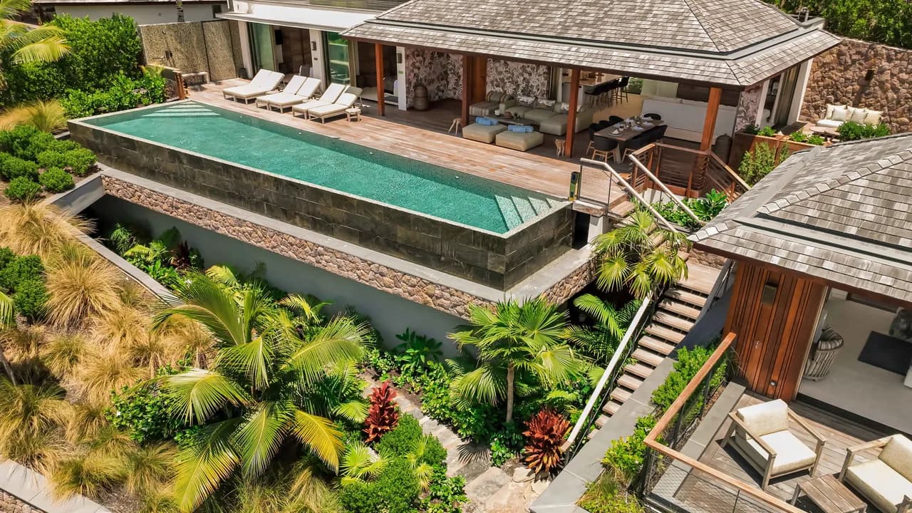 Luxury Family Villa with Fitness Room in Grand-Cul-de-Sac photo 2