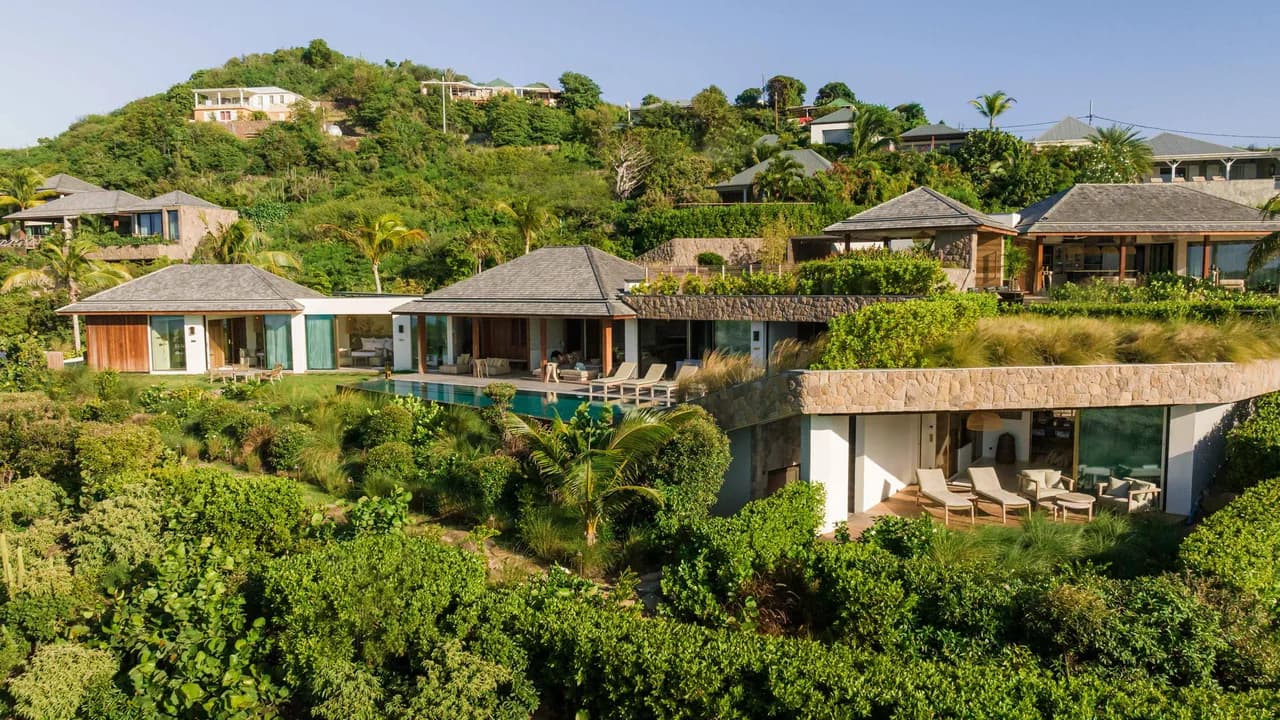 Heated Pool Estate in Grand-Cul-de-Sac