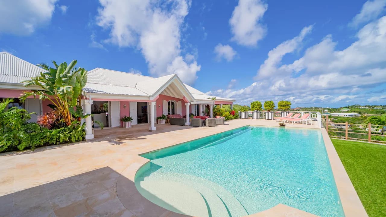 Single-Story Villa with Heated Pool in Marigot photo 2
