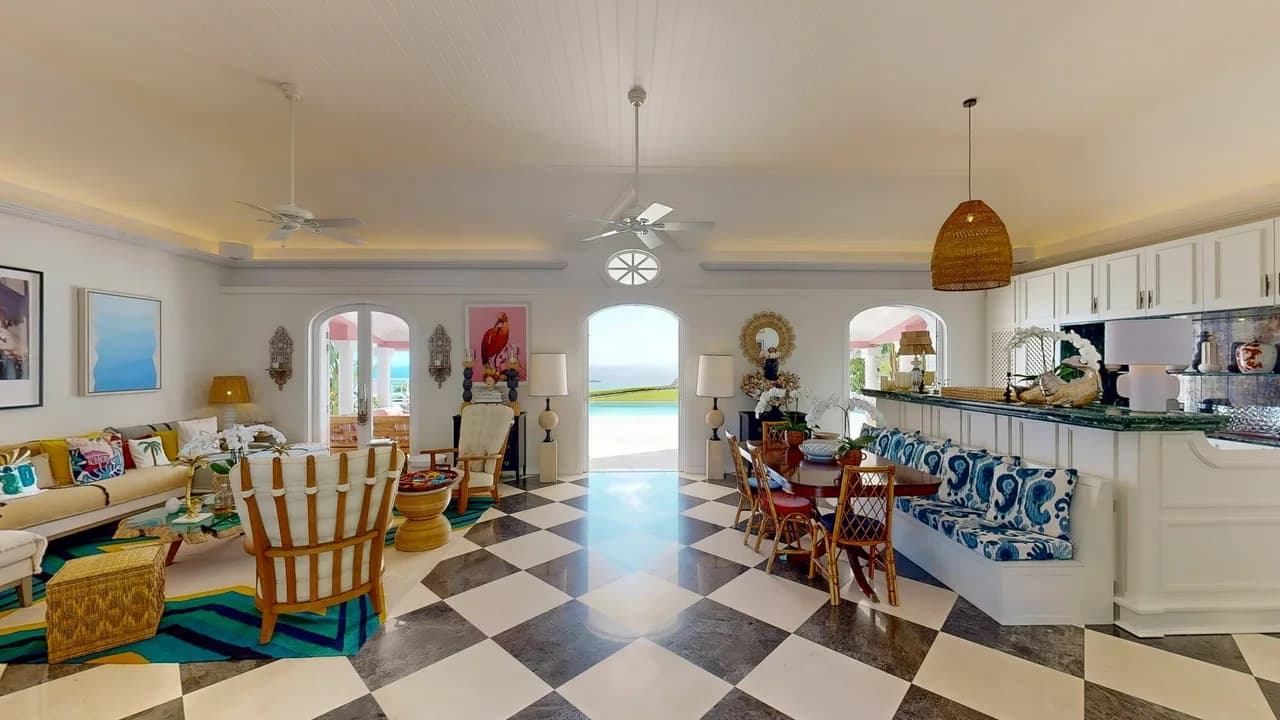 Single-Story Villa with Heated Pool in Marigot photo 3
