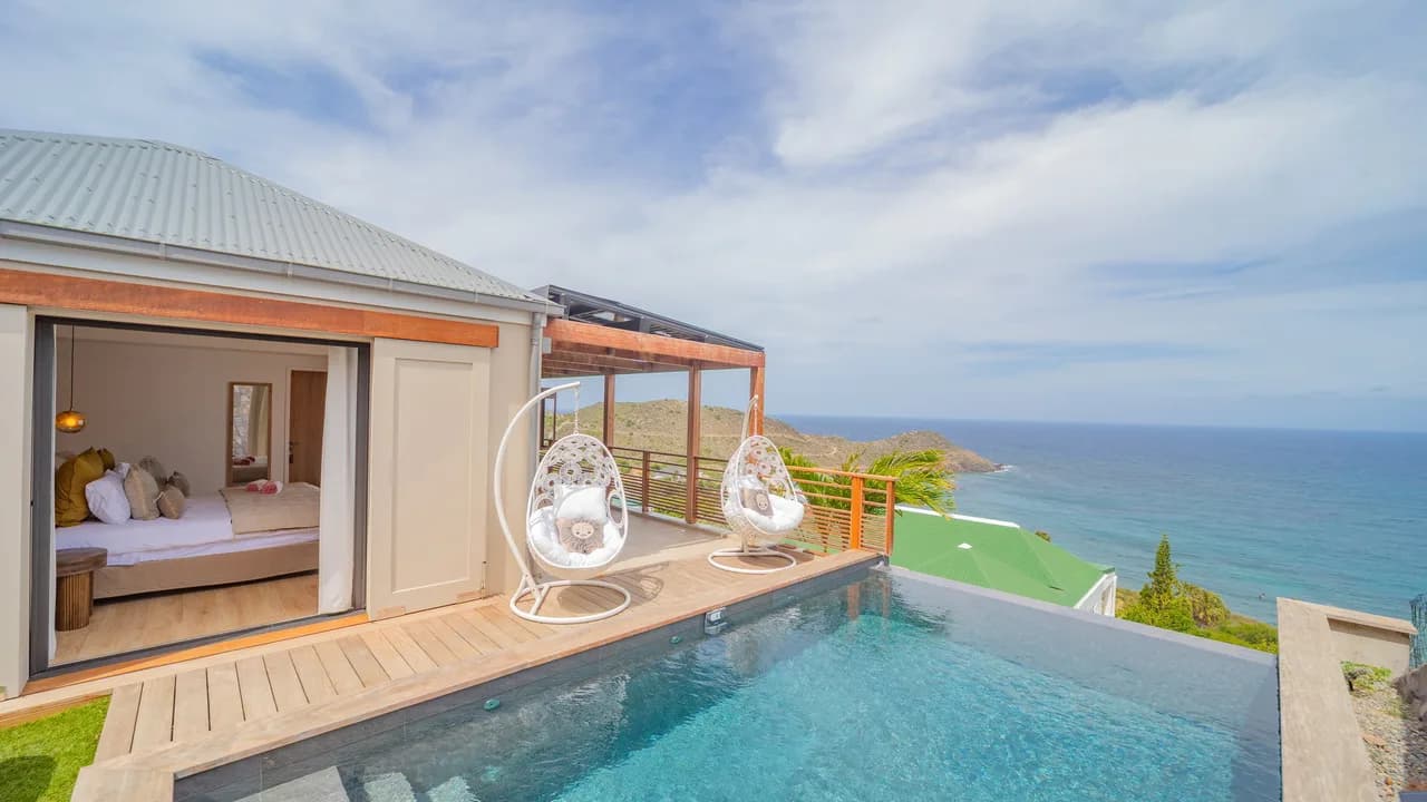 Charming Villa in Toiny