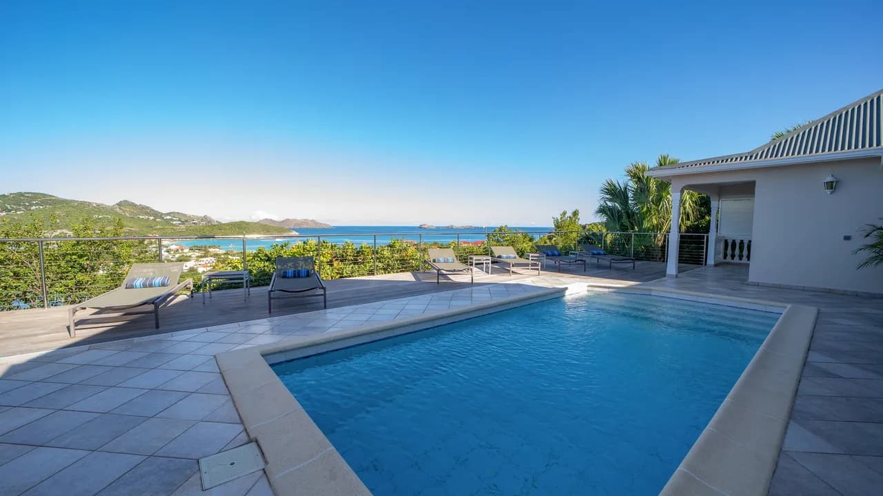 Air-Conditioned Villa with Garden in St-Jean photo 2