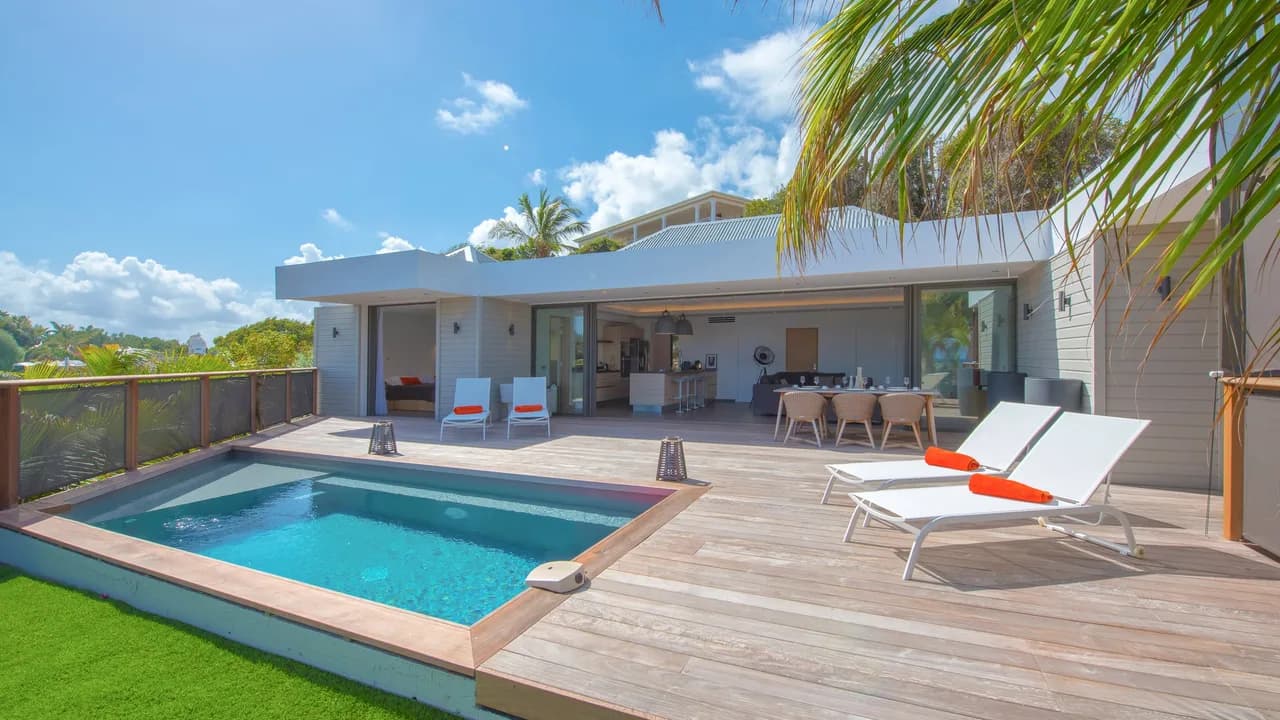 Airy Modern Villa with Ocean Views in Petit-Cul-de-Sac photo 3