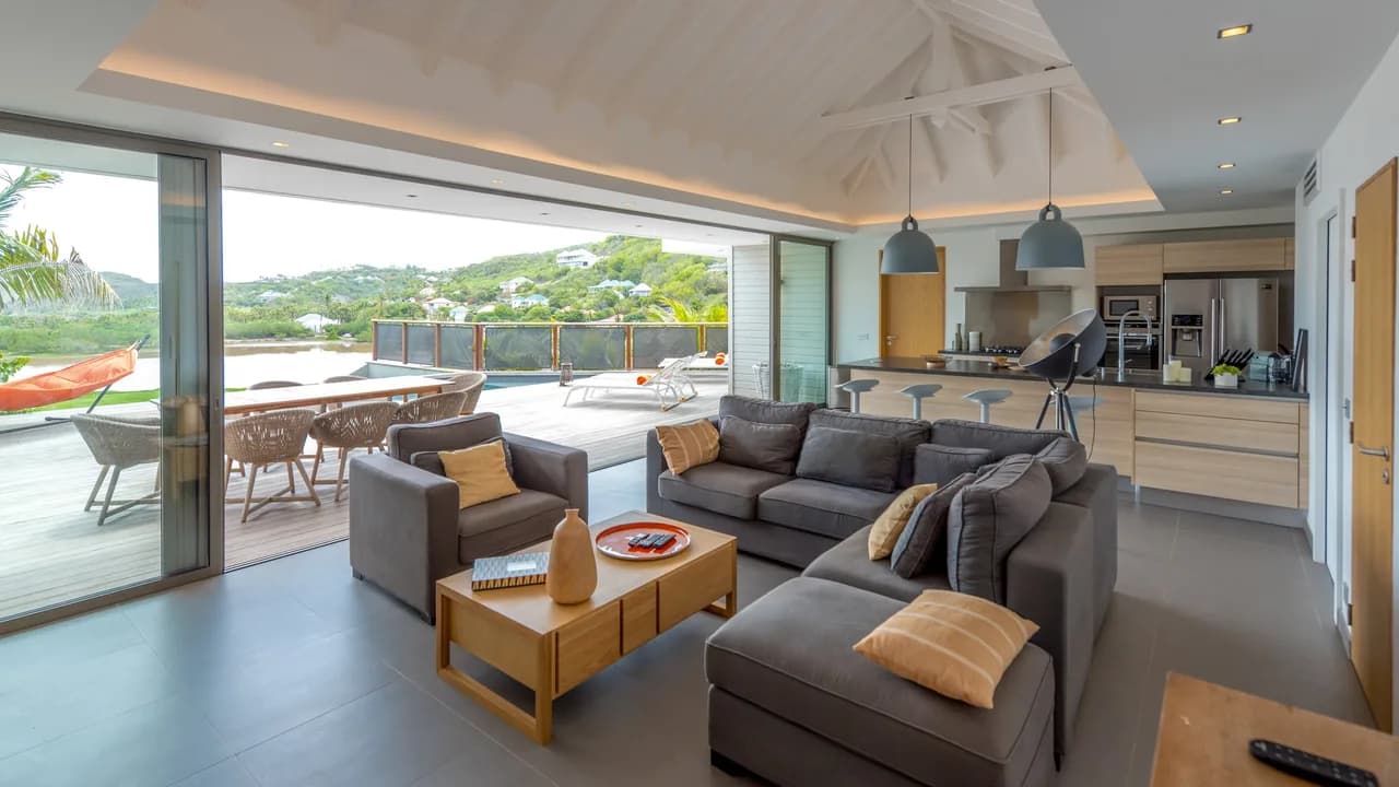 Airy Modern Villa with Ocean Views in Petit-Cul-de-Sac photo 4