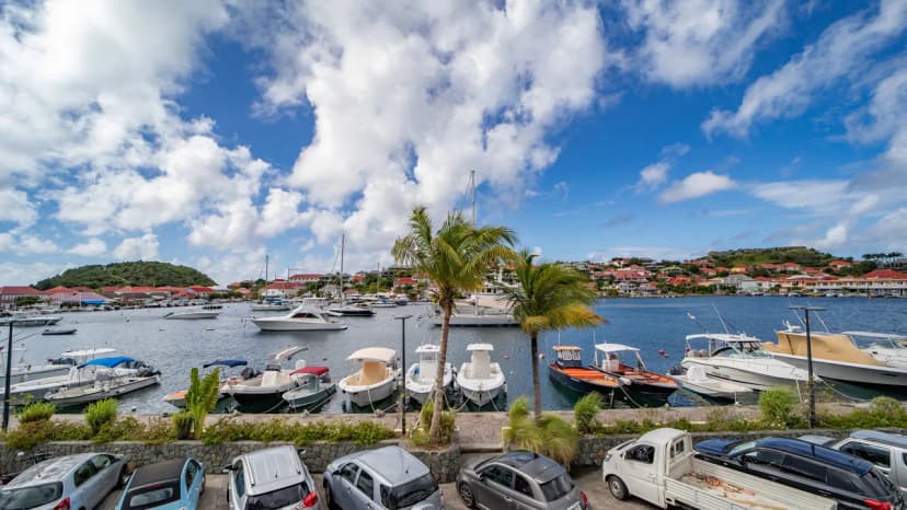 SUITE HARBOUR