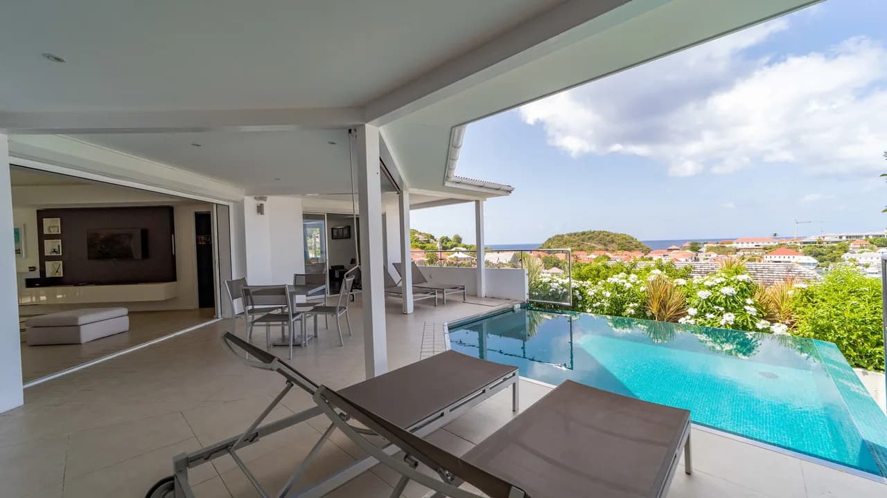 Heated Pool Apartment in Gustavia photo 3