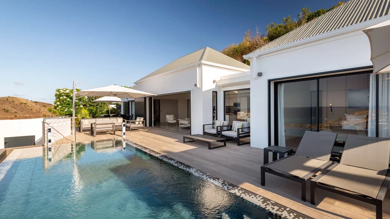 Contemporary Villa with Ocean View in Grand-Cul-de-Sac photo 3