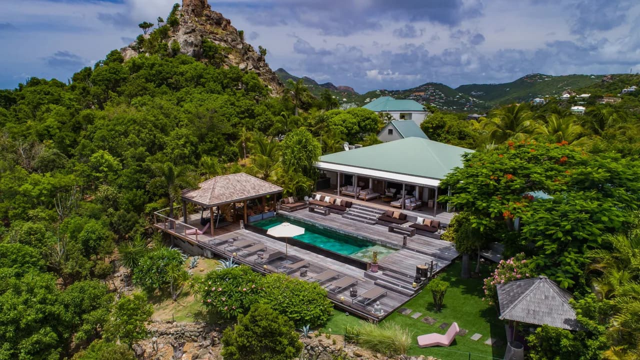 Heated Pool Estate in Anse des Cayes