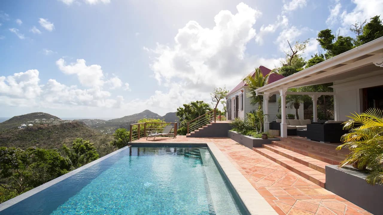 Luxurious Villa with Scenic Views in Lurin, St. Barthélemy photo 2