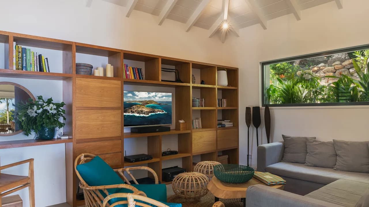 Secluded Family Villa in Toiny photo 4