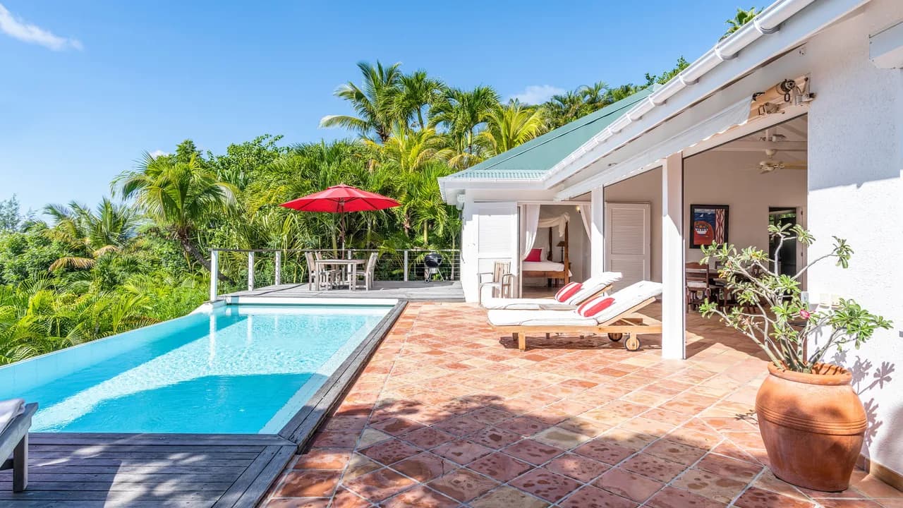 Exclusive Villa with U.S. Satellite in Pointe Milou photo 2
