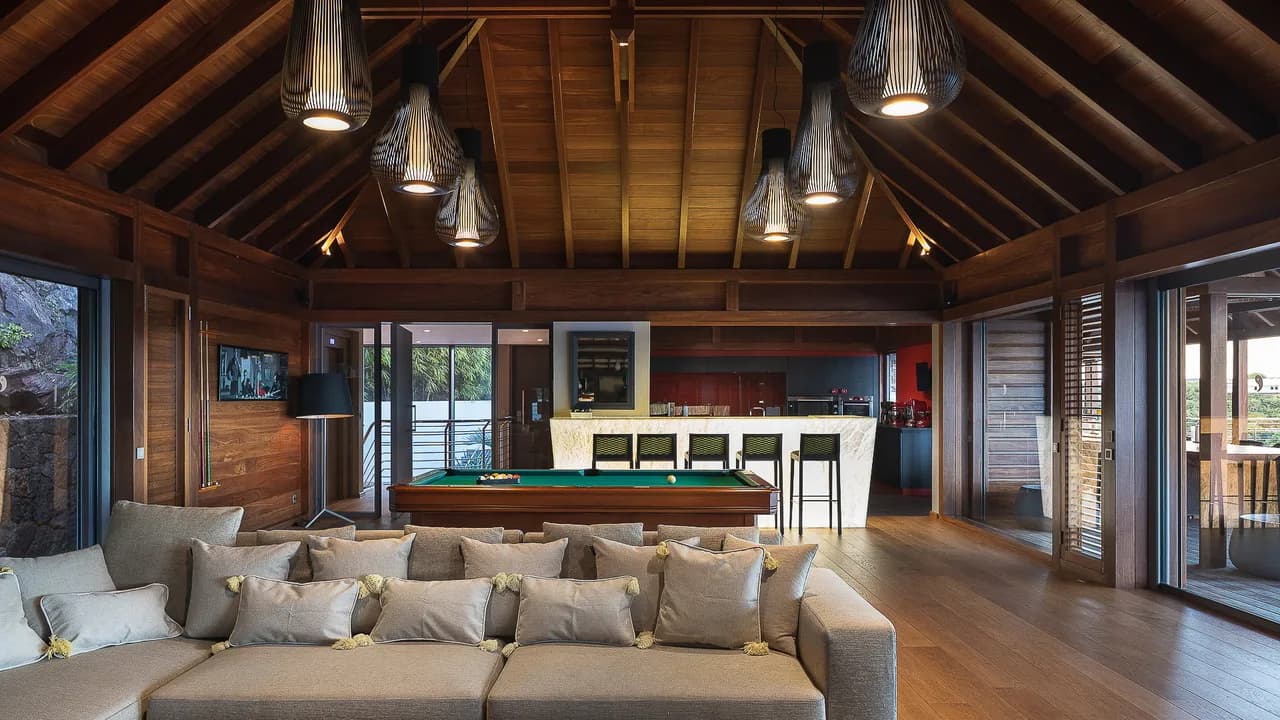 Luxury Family Villa with Cinema Room in Marigot photo 5