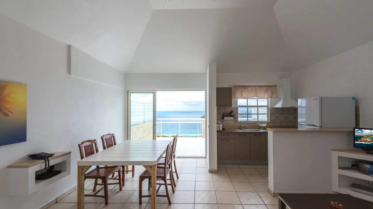 Charming Retreat Apartment in Colombier photo 4