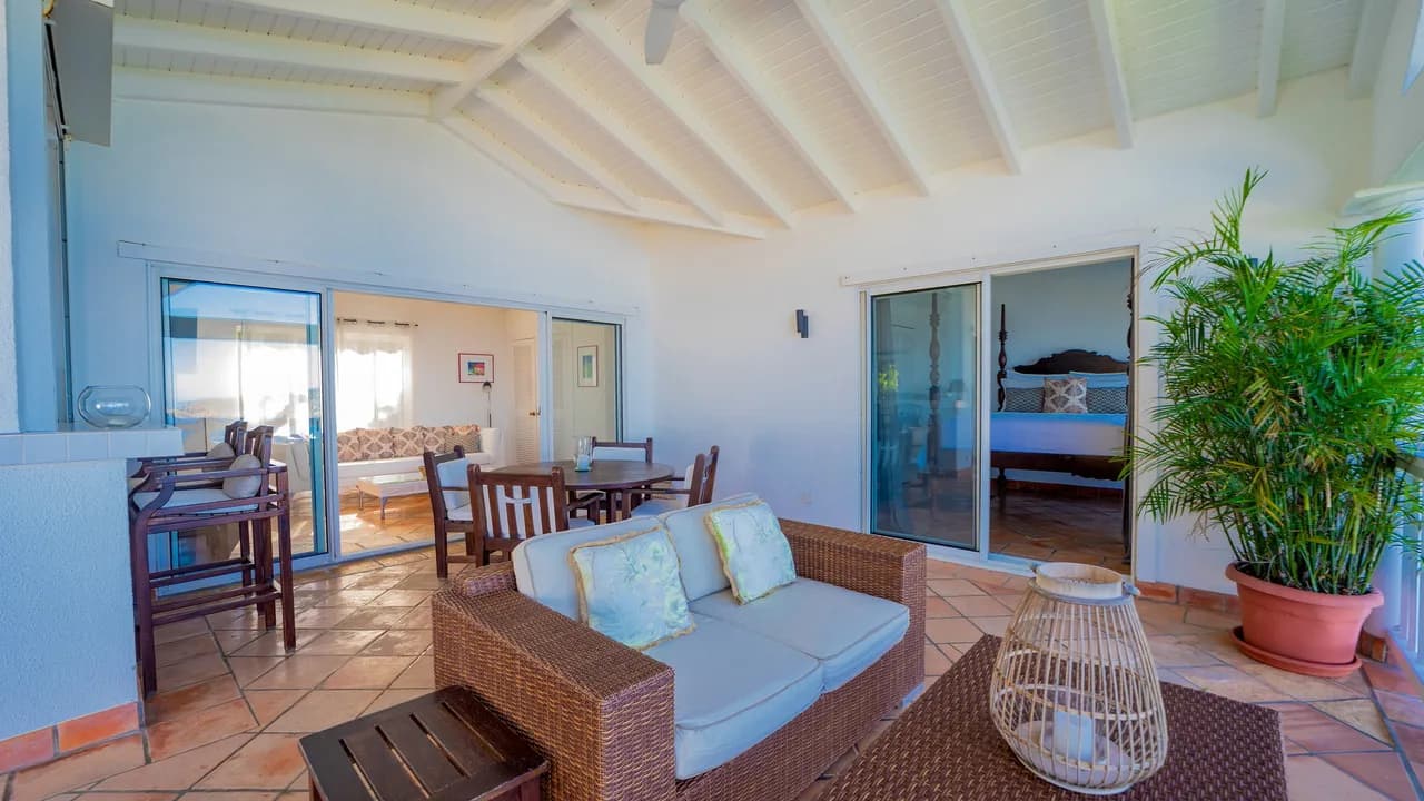 Luxury Retreat Villa with Private Pool in Pointe Milou photo 4