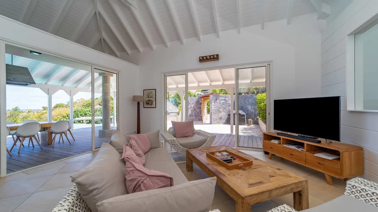 Spacious Family Villa with Private Pool in Petit-Cul-de-Sac photo 5