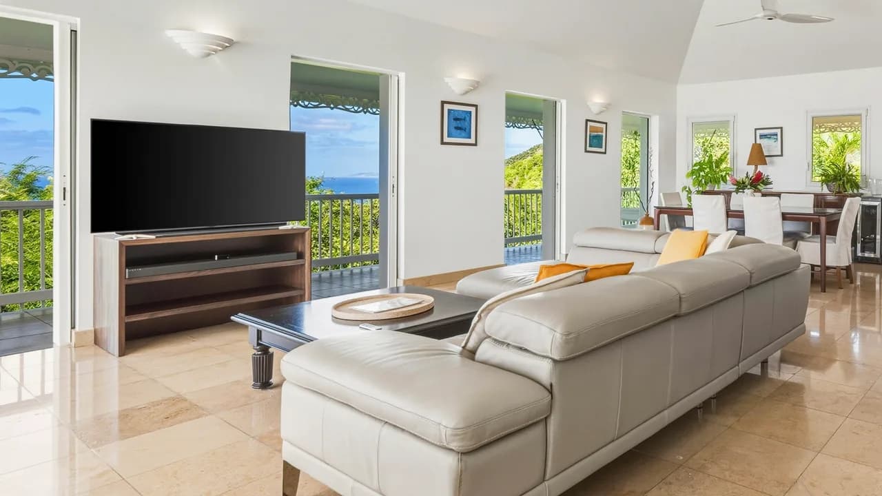 Secluded Garden Villa in Colombier photo 3