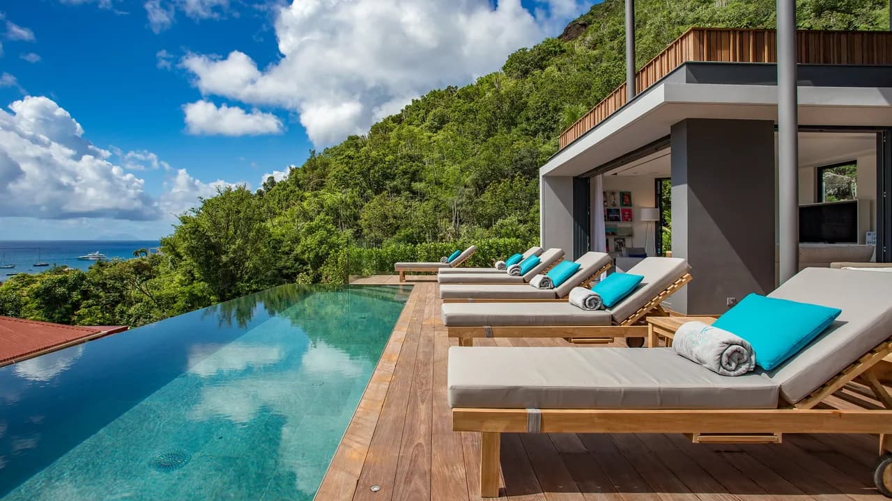 Child-Friendly Villa with Ocean View in Corossol photo 2