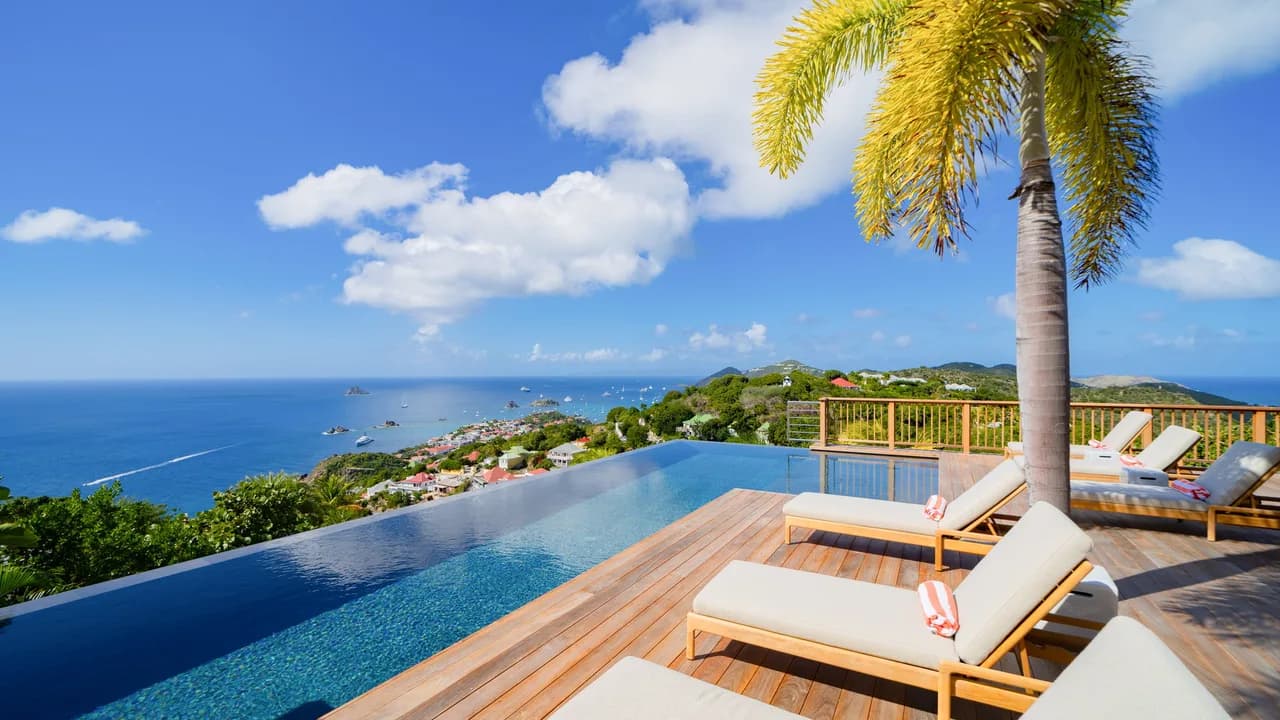 Jacuzzi Villa with Scenic Views in Lurin