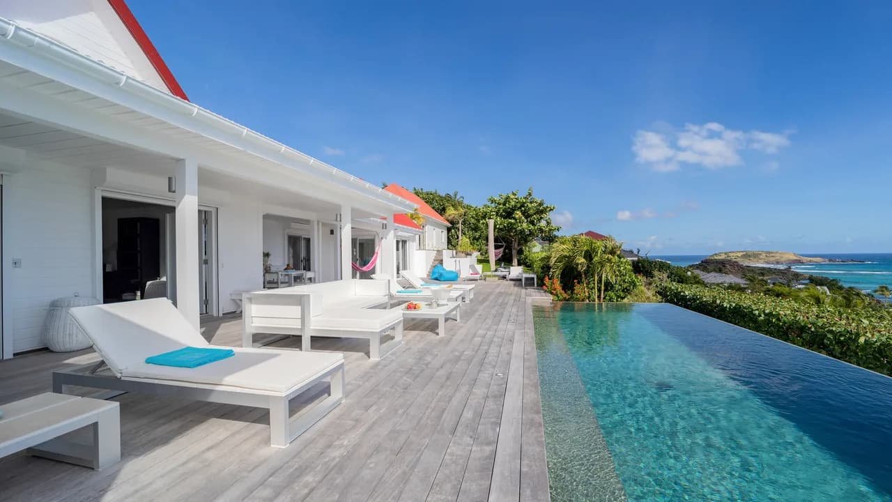 Airy Villa with Tropical Garden in Grand-Cul-de-Sac photo 2