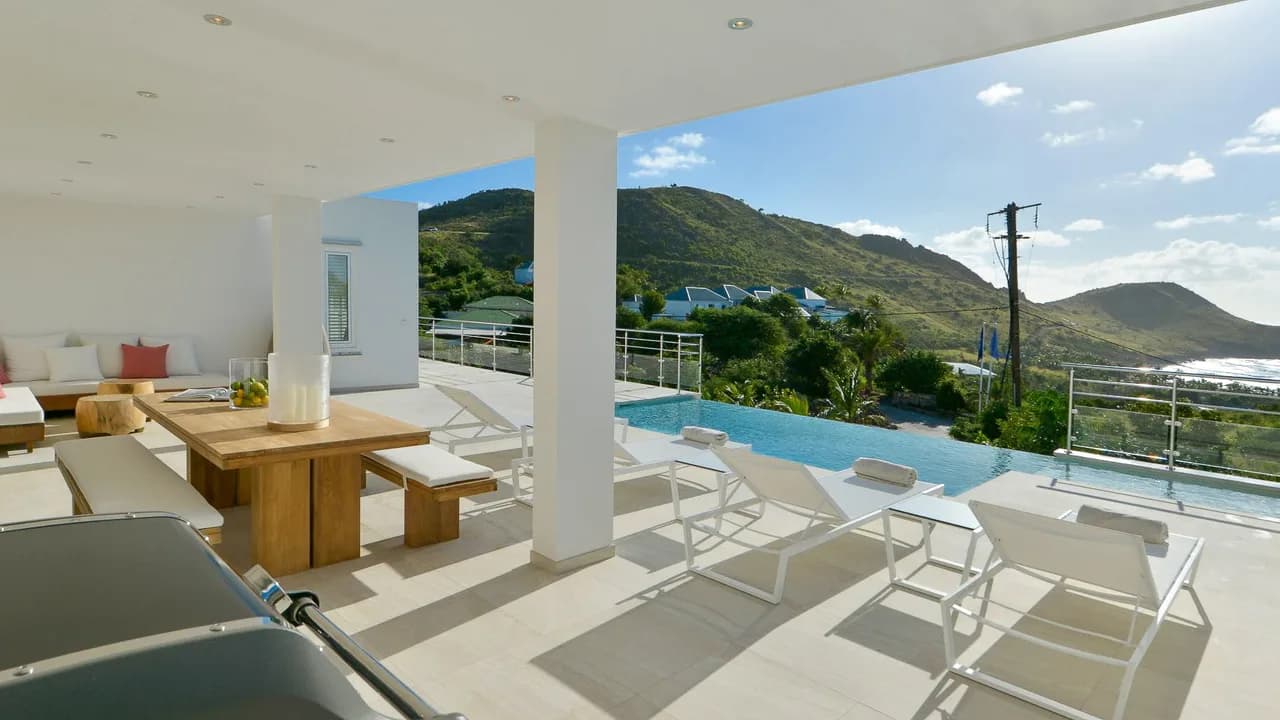 Secluded Villa with A/C Living Room in Toiny photo 2