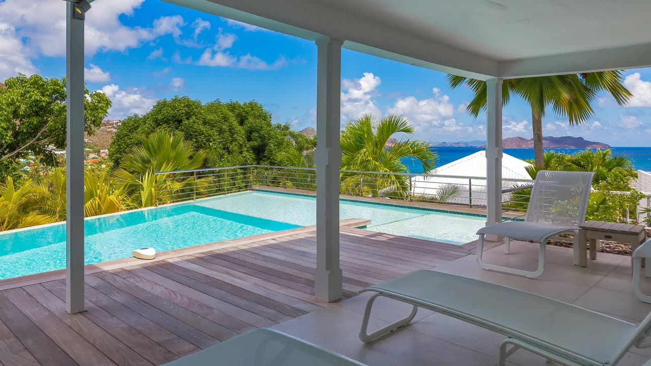 Airy Villa with Scenic Views in Lorient photo 3