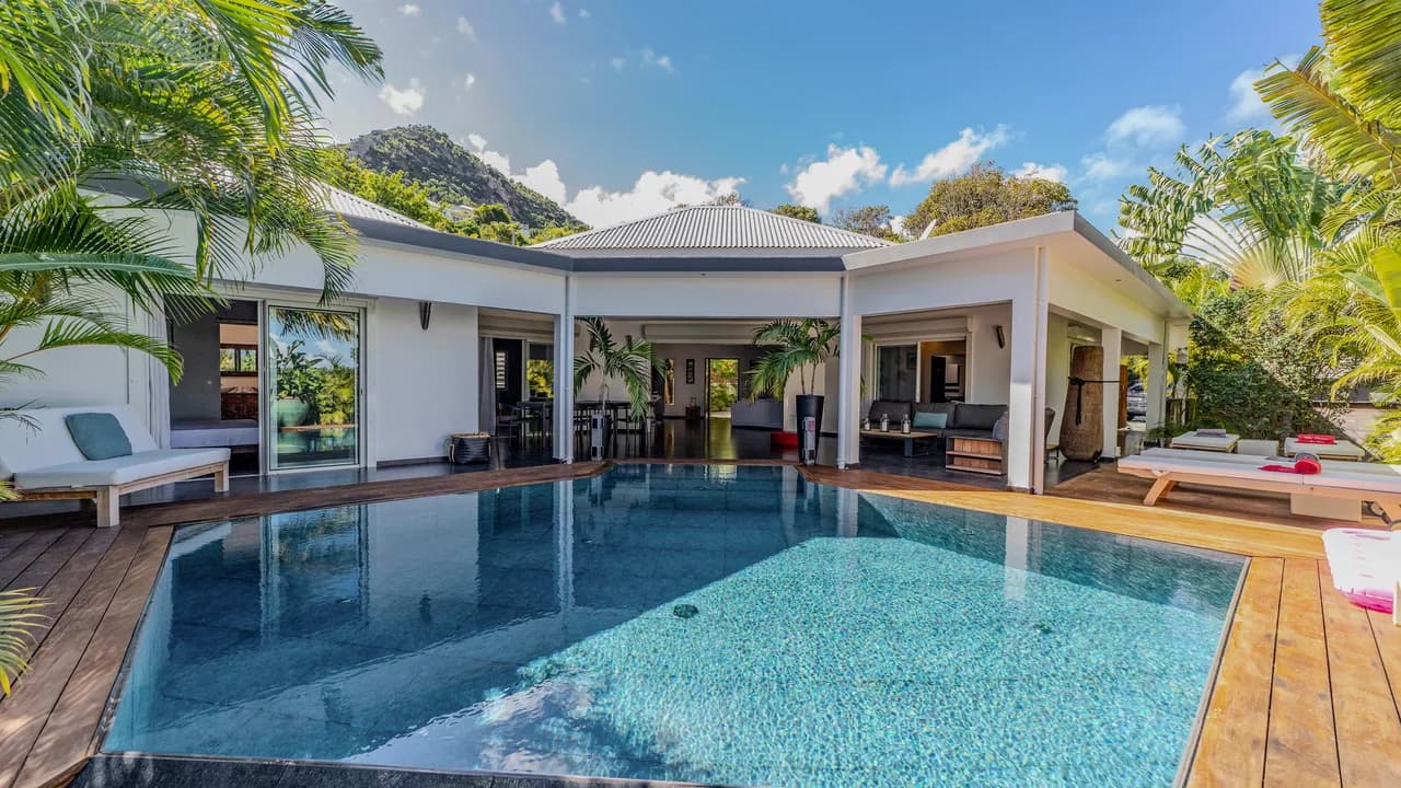Charming Family Villa with Scenic Views in Vitet photo 2