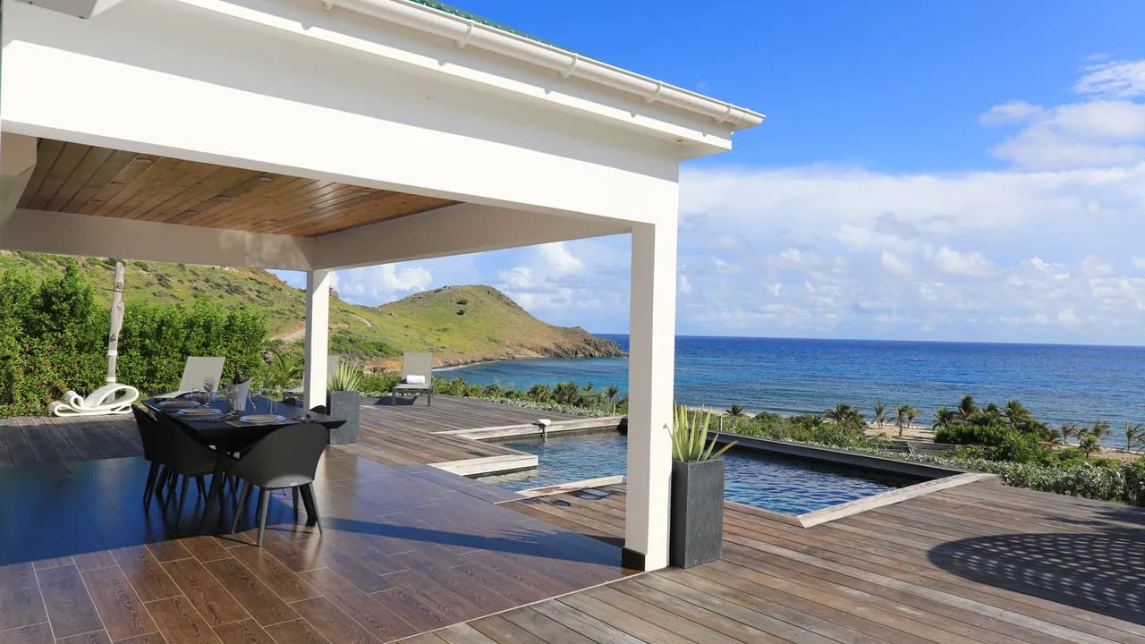 Charming Villa with Ocean Views in Toiny photo 5