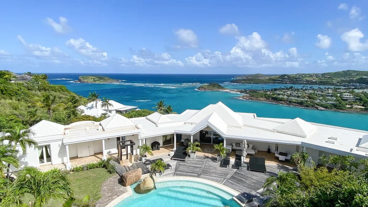 Luxurious Villa with Scenic Views in Montjean photo 5