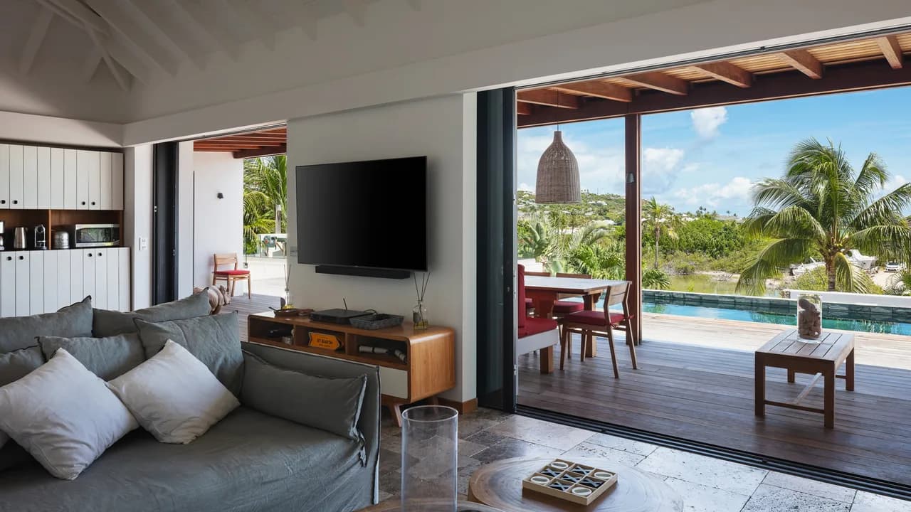 Lagoon-View Villa in Grand-Cul-de-Sac photo 4