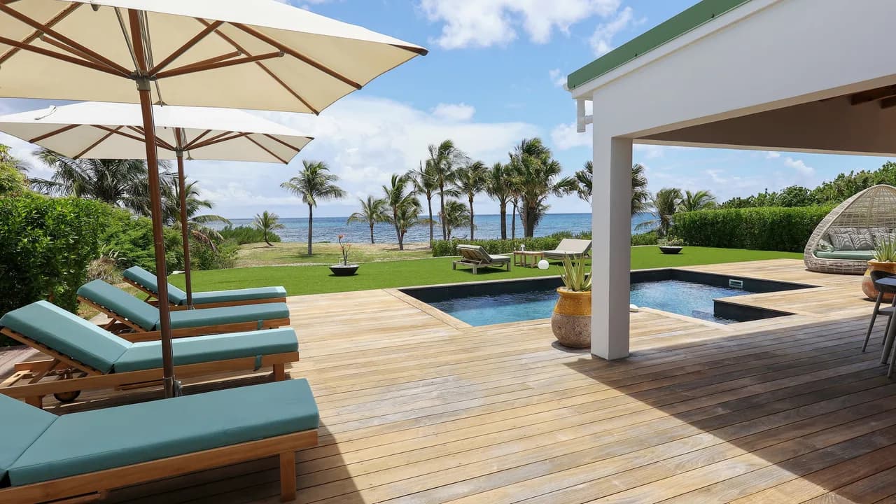 Charming Villa with Ocean View in Toiny photo 3