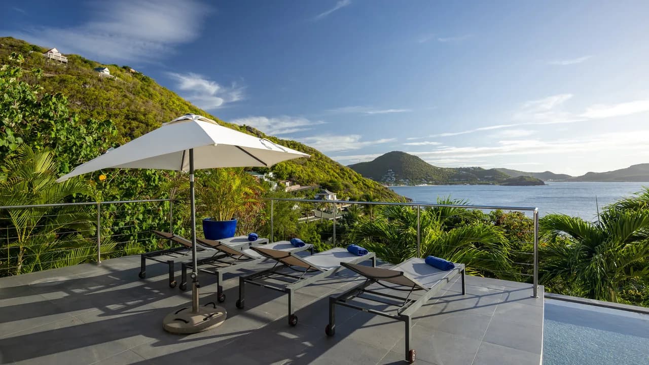 Luxurious Family Villa with A/C in Pointe Milou photo 2