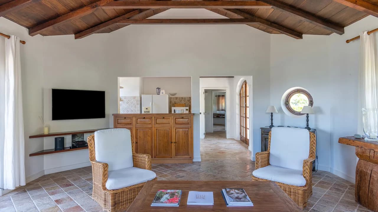 Luxurious Air-Conditioned Villa in Pointe Milou photo 5