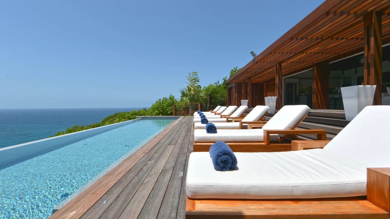 Two Private Pools Villa in Devé photo 2