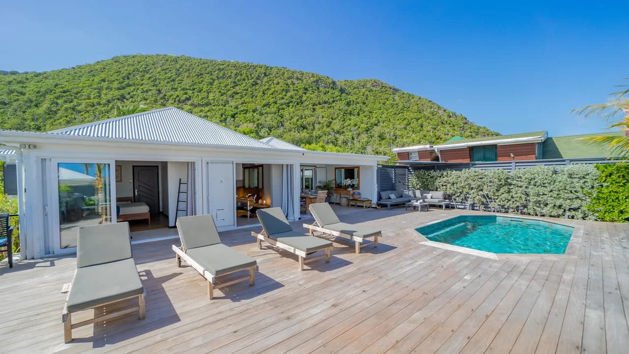 Oceanfront Villa with Terrace in Flamands, Saint Barthélemy photo 3