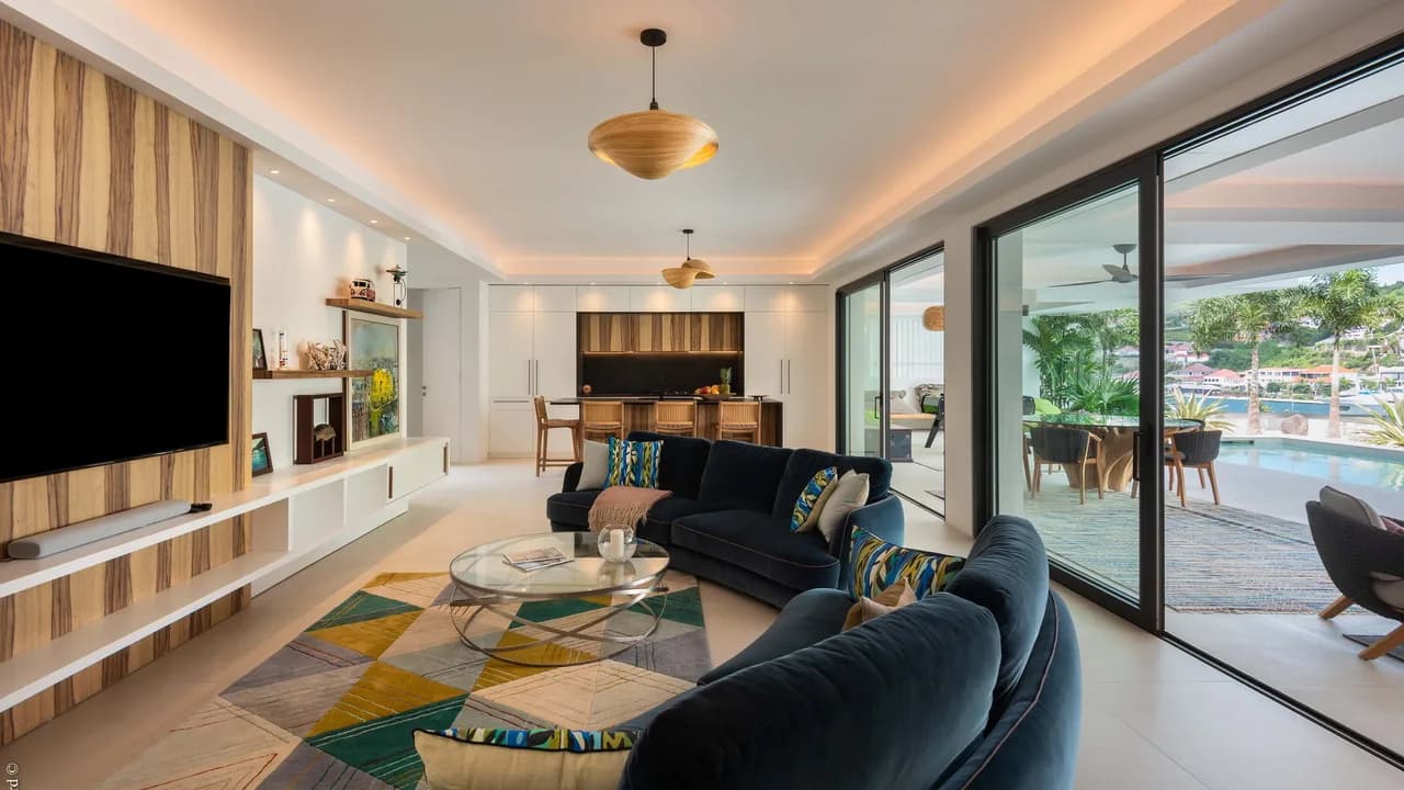 Elevator Access Apartment in Gustavia photo 3