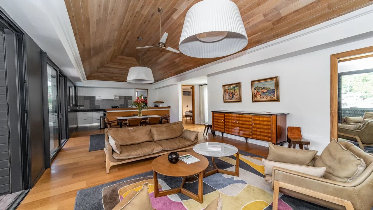 Airy Apartment with Elevator in Gustavia photo 4