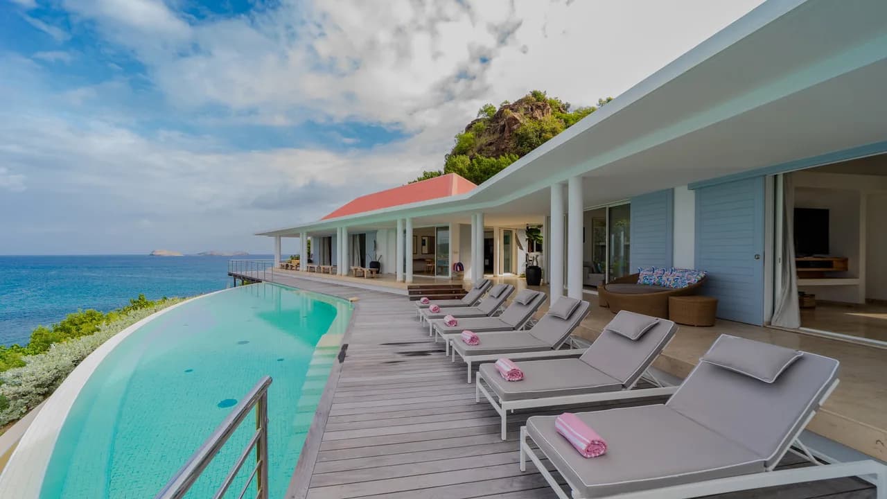 Child-Friendly Villa with Ocean Views in St-Jean photo 4