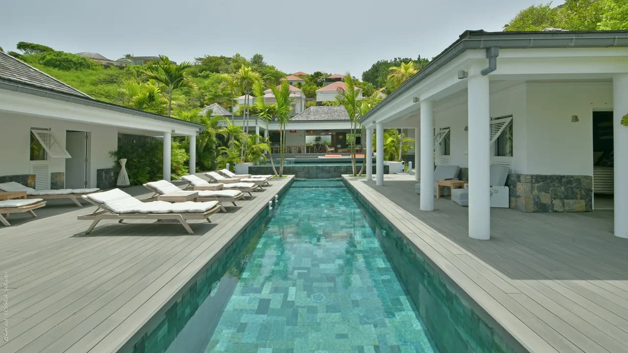 Dual Pool Luxury Villa in Petit-Cul-de-Sac photo 3