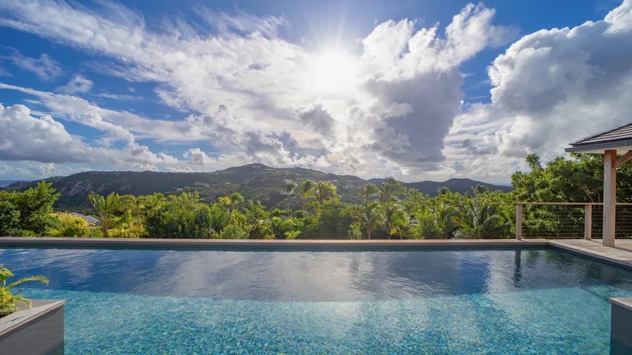 Airy Luxury Villa with Ocean Views in St-Jean photo 2