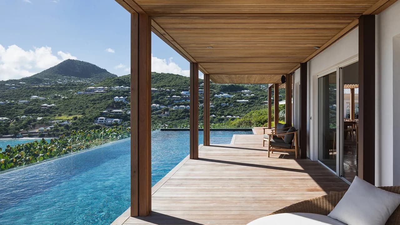 Modern Villa with Fitness Room in Montjean photo 3