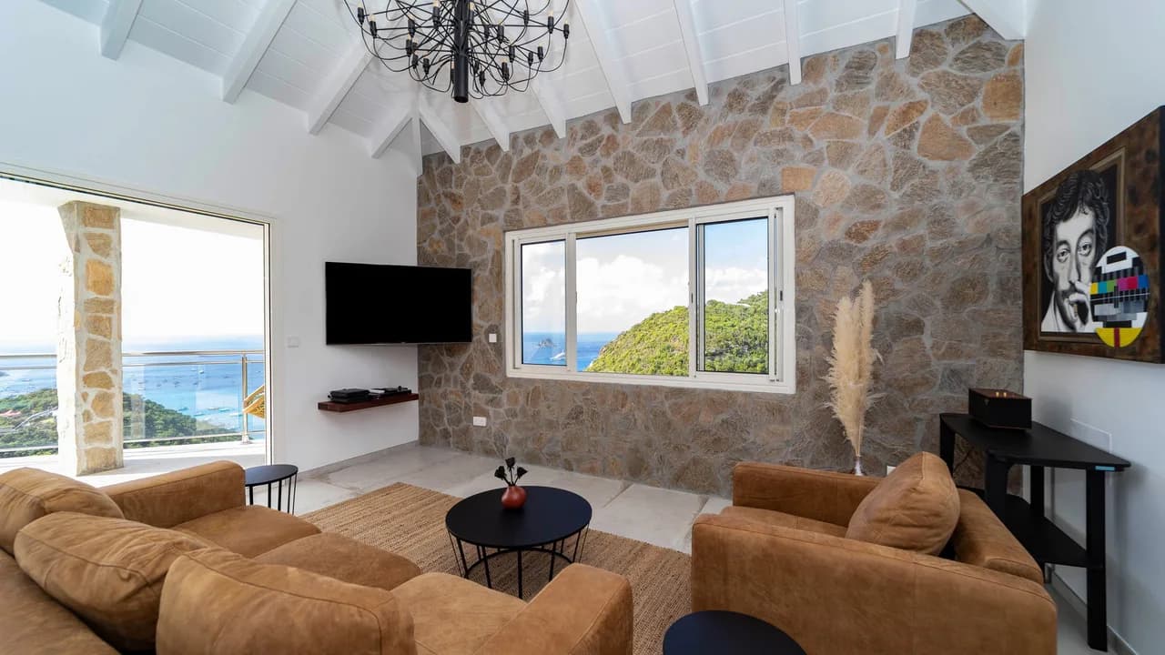 Luxurious Villa with Heated Pool in Colombier photo 5