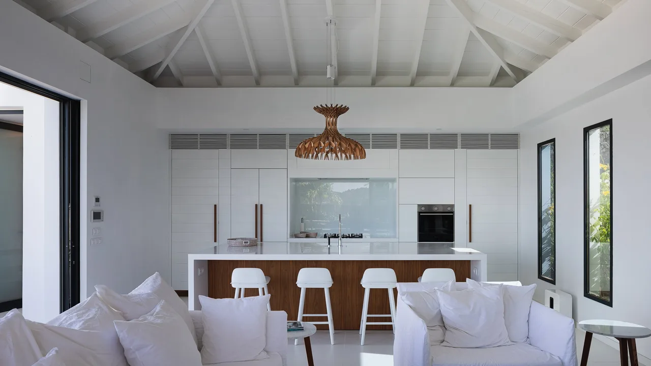 Heated Pool Villa in Lorient photo 4